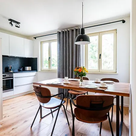 Landwarenhaus Gross Beuchow *