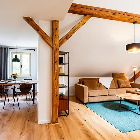 公寓 Landwarenhaus Gross Beuchow 吕本瑙