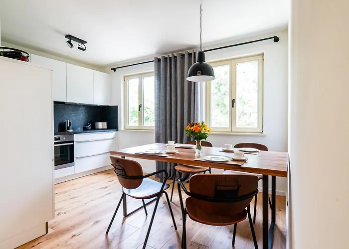 Landwarenhaus Gross Beuchow *